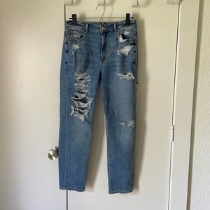 American Eagle cropped straight leg jean